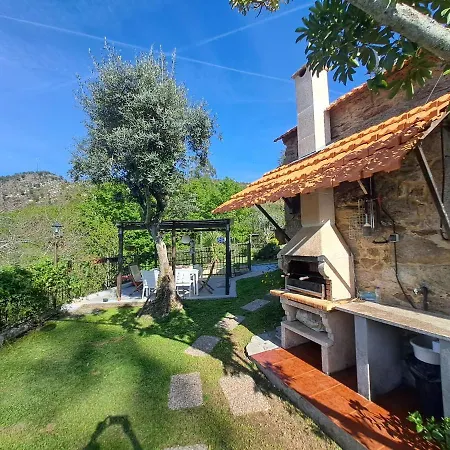 Cedrim Hillside Шале