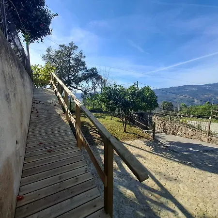 Cedrim Hillside Шале