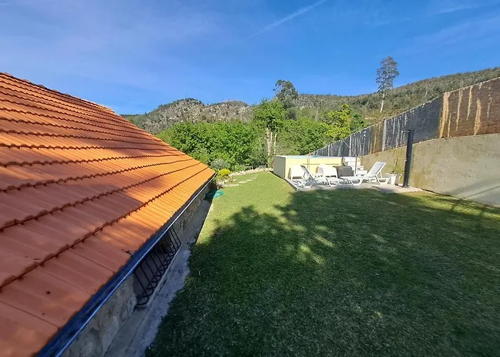 Cedrim Hillside Alpehytte Sever do Vouga