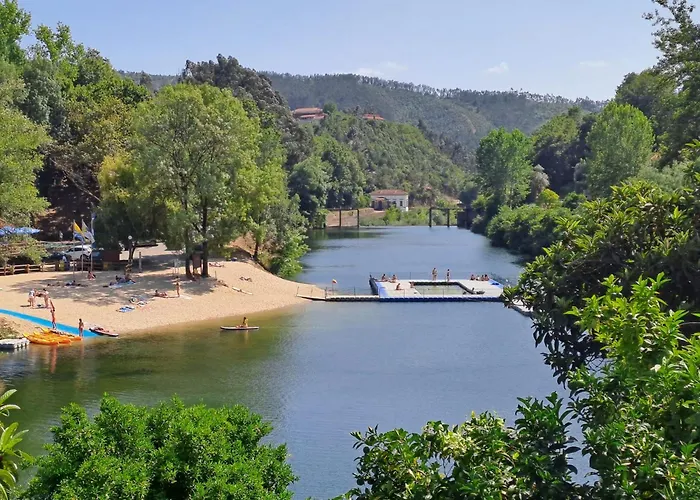 Cedrim Hillside Alpehytte *