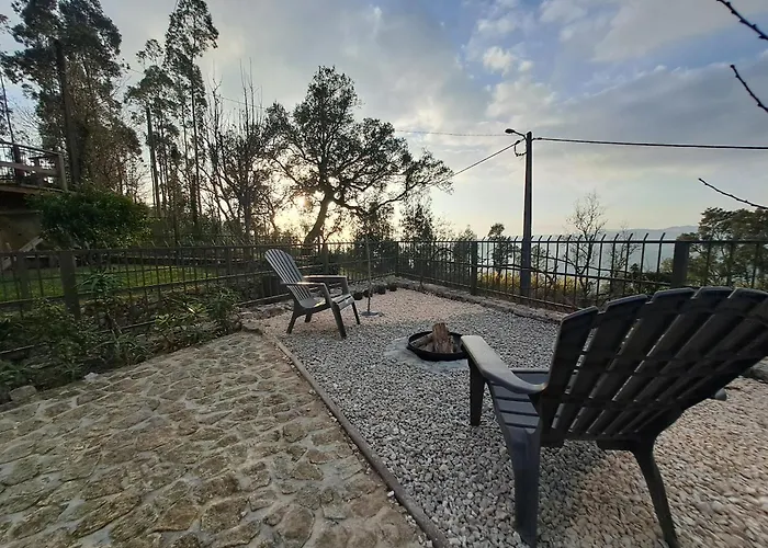 Cedrim Hillside Alpehytte *