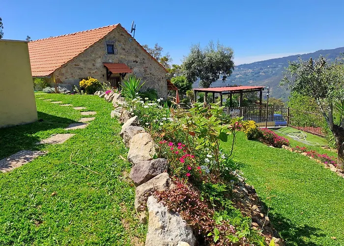 Alpehytte Cedrim Hillside